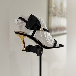Ted Baker London Black and Gold Heels